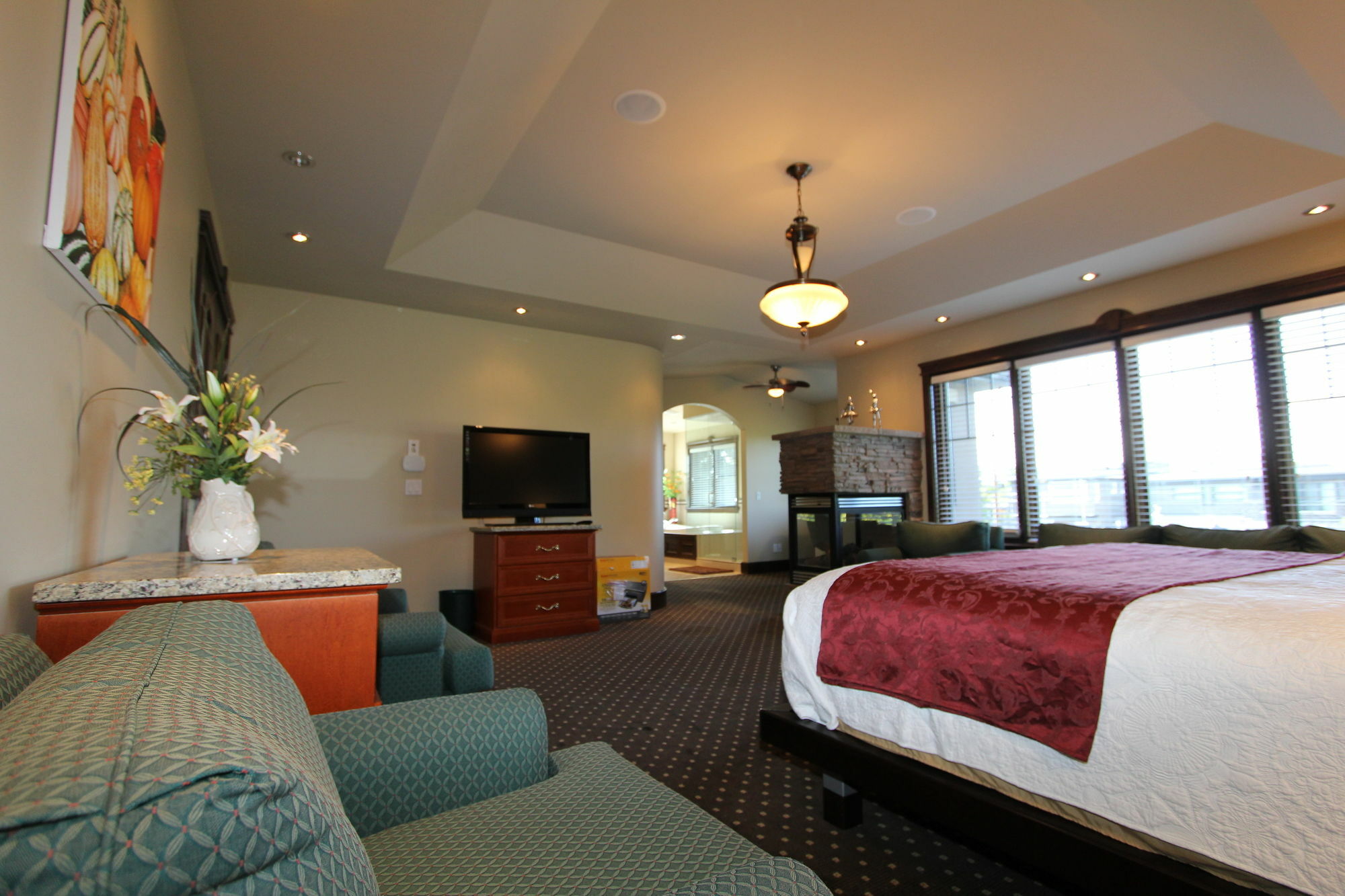 Westmount River Inn YYC Eksteriør billede